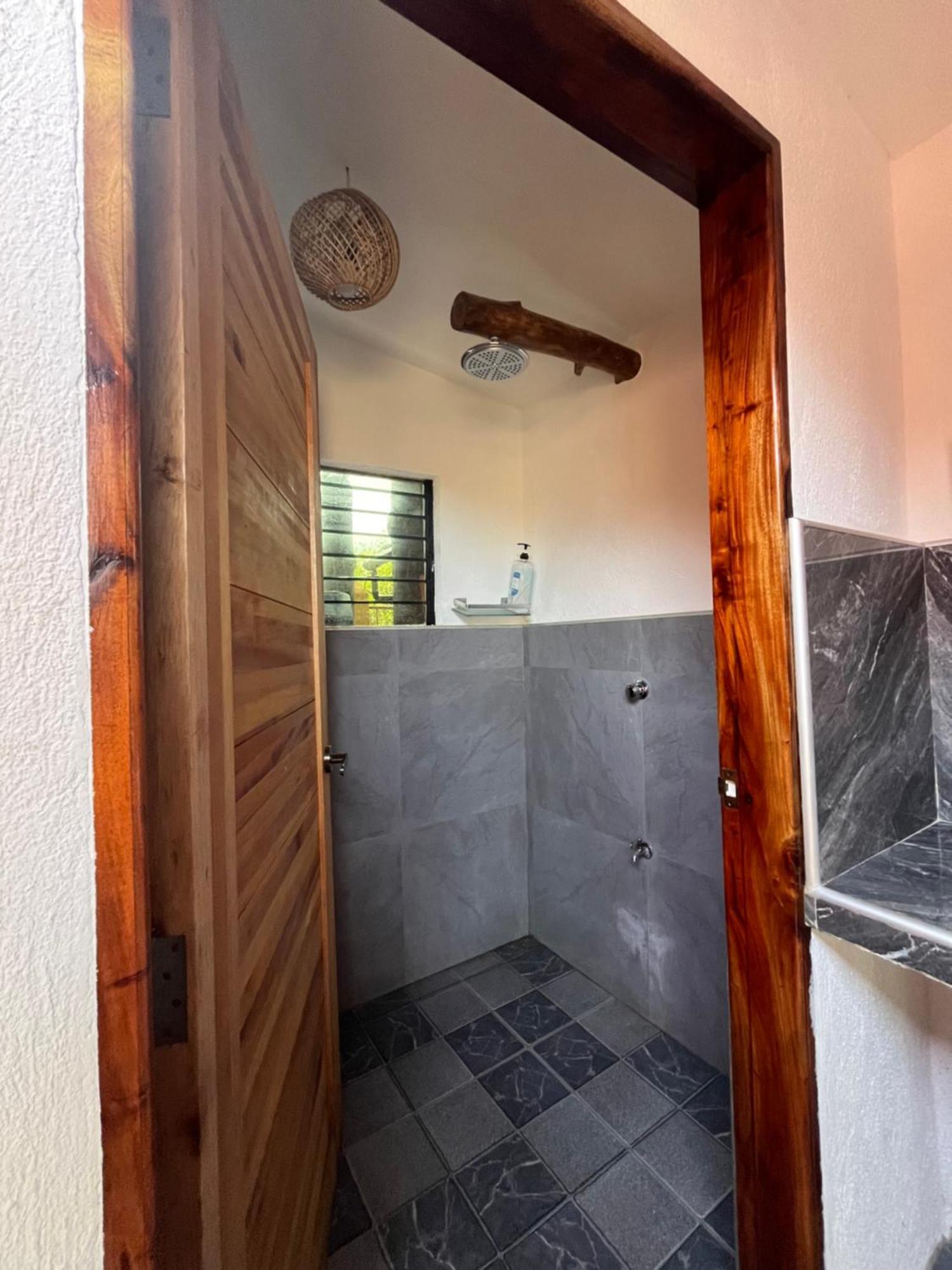 Saschasplace Premium Rooms Siquijor Exterior foto